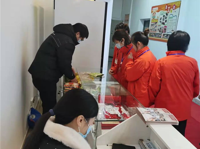 四川中青旅綿陽分社、綿陽市中旅假日旅行社、綿陽自來文化傳播有限公司24H自助售貨服務(wù)盛大開業(yè)