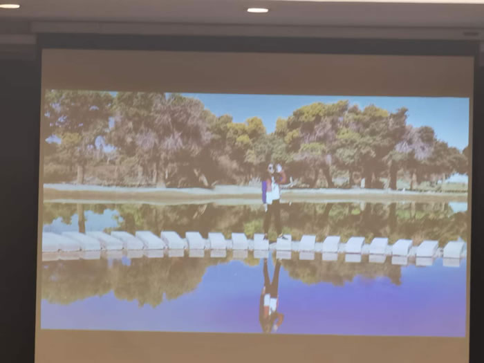 綿陽(yáng)中旅行假日旅行社舉行胡楊林、南疆專列推薦會(huì)